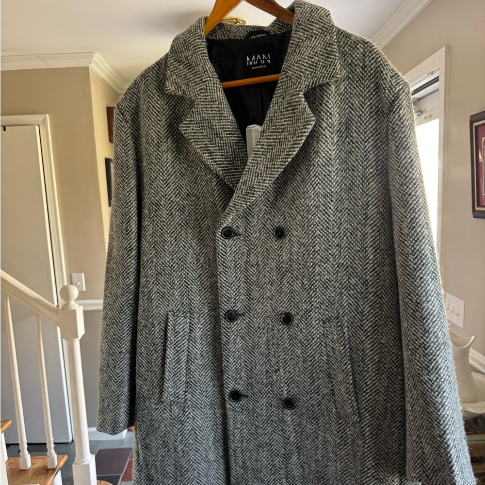 Men’s peacoat